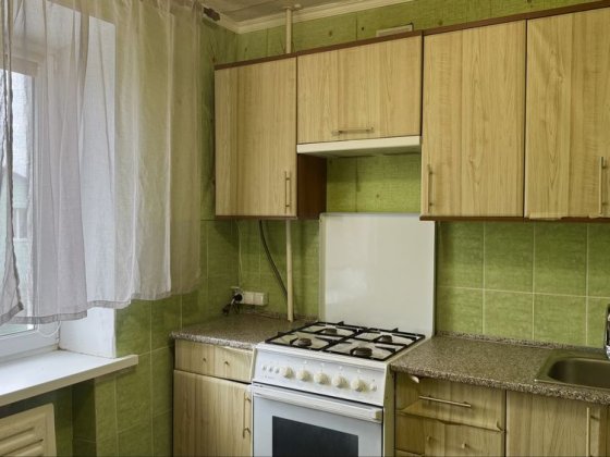 Продам 2-х кімнатну квартиру на Карбишева Белая Церковь