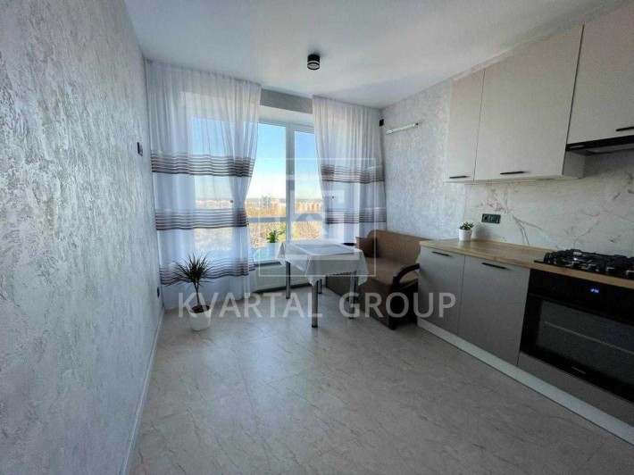 Однокінатна квартира з ремонтом  ЖК "Нові метри Centre" - фото 1