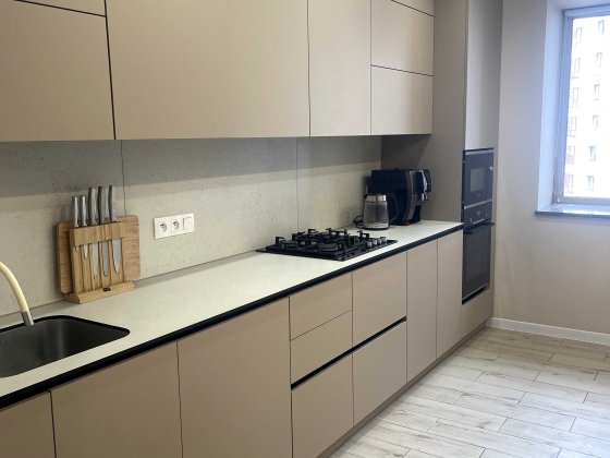 Продам 2Кім квартиру з ремонтом Ивано-Франковск