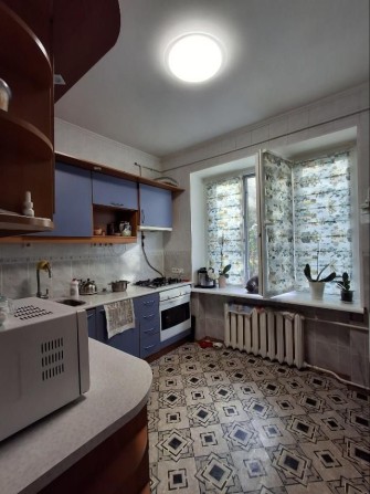 Продам сталінку в Центрі міста/Є-відновлення/Гараж - фото 1