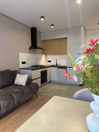 1-Кімнатна квартира з ремонтом,Біля набережної !!! - фото 1