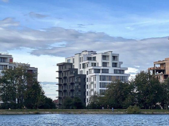 Ексклюзивний пентхаус з терасою на березі міського озера! 230м2! Івано-Франківськ