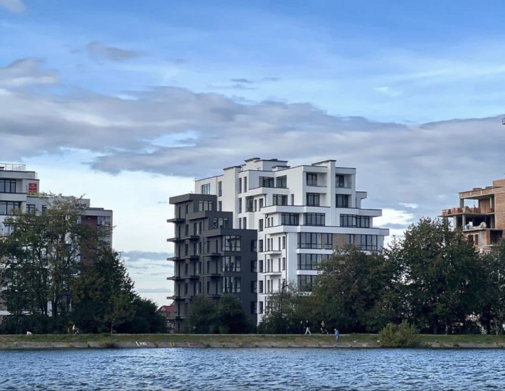 Ексклюзивний пентхаус з терасою на березі міського озера! 230м2! - фото 1