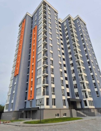 Продаж 3 кімнатної квартири у новобудові - фото 1