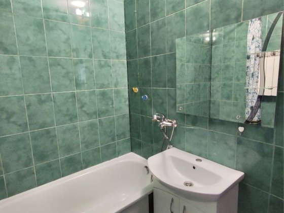 Терміново! Продам 2 кімнатну квартиру, можна по Є-Відновлення Белая Церковь