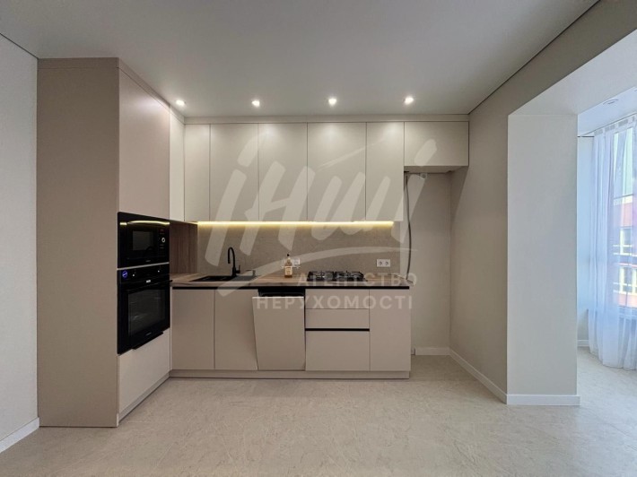 2 кім квартира з ремонтом ТЕРМІНОВО!!! - фото 1