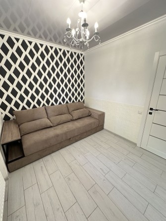 Продається двокімнатна квартира з ремонтом в ЦЕНТРІ МІСТА - фото 1