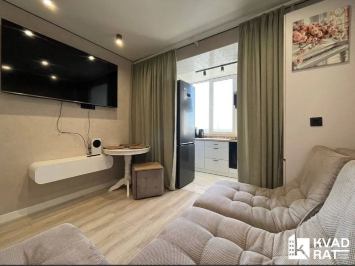 Цікава 1кімнатна ТЕРМІНОВИЙ ПРОДАЖ - фото 1