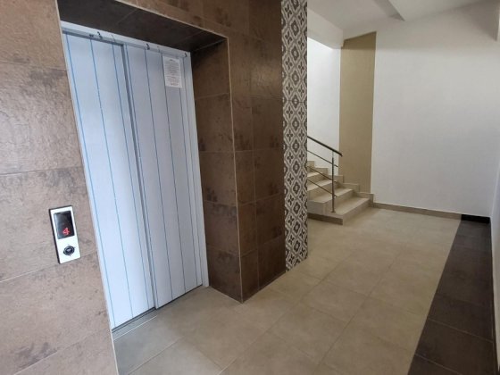 Продається 2 кім квартира з двостороннім плануванням Ивано-Франковск