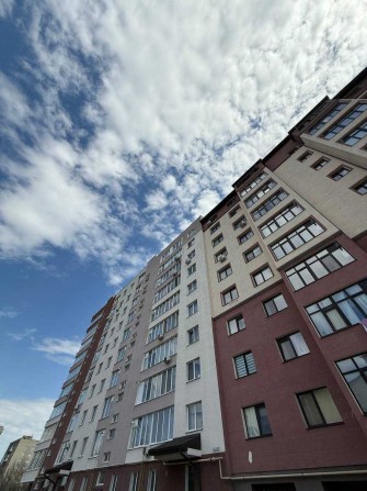 Здана 3 кім квартира дворівнева - фото 1