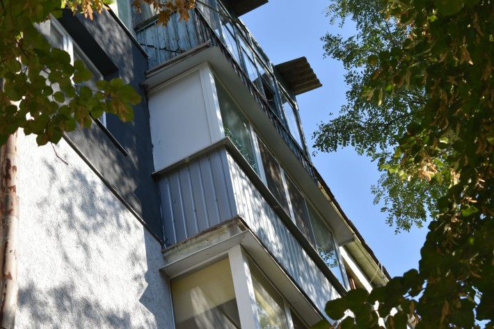 Продам 2 кімнатну квартиру 173 квартал вул. Едуарда Фукса 4 поверх. - фото 1