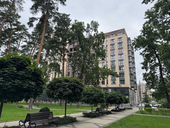 Квартира з видом на парк Правика. 2% оформлення. - фото 1