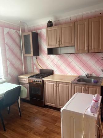 Продаж 2х кімнатної квартири з великою кухнею / молодіжний - фото 1