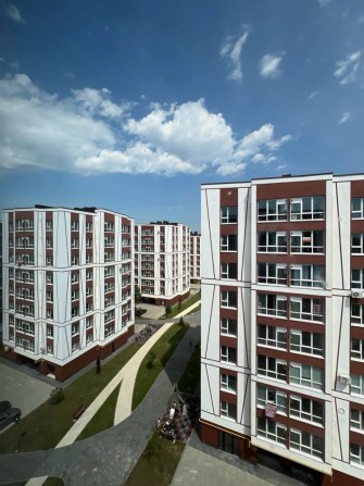 Простора 3-кімнатна квартира з краєвидом на Карпати | 72,5 - фото 1