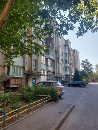 ПРОДАЖ! Трикімнатна квартира в районі пр.Відродження - фото 1