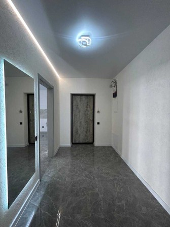 Продаж двохсторонньої 2 кім. квартири на ідеальному 2 поверсі! - фото 1