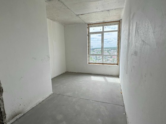 Дворівнева 3-кімнатна квартира з гардеробом і лоджією Ирпень