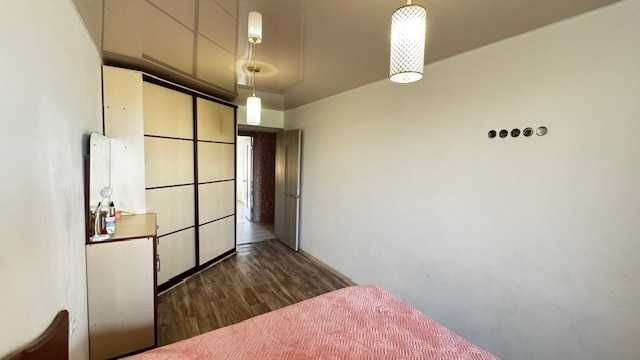 Продам трикімнатну квартиру на Зарічному, вулиця Десантна. - фото 1