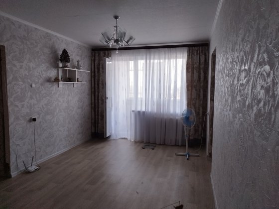 Продам квартиру на вул.Чарівній Кривой Рог