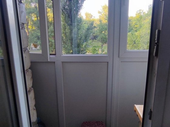 3-х комн. квартира СевГОК, остановка "Стадион" 3-й этаж, не угловая Кривой Рог