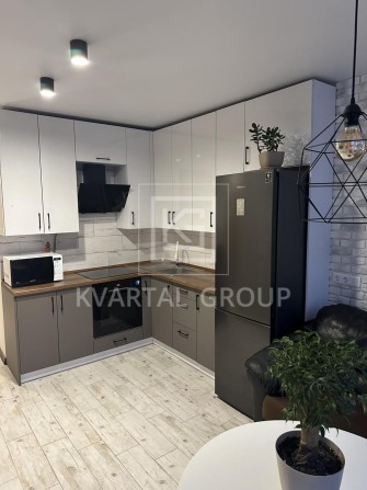 Центр Ірпеня! Квартира з Якісним Ремонтом! Укомплектована! - фото 1