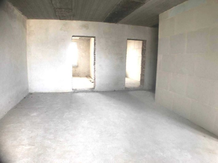 Продається 2-ох кімнатна квартира в центрі Івано-Франківська. - фото 1