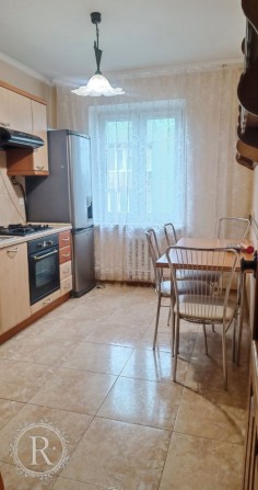 Продаж затишної 3 - кімнатної квартири в р- ні Північного ринку - фото 1