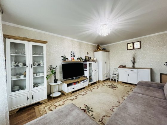 Продам 3-ну квартиру поруч пр-т Відродження Луцьк