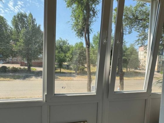 98 квартал, Героіїв АТО, 1 кім.квартира, 2 поверх, під косметику Кривой Рог