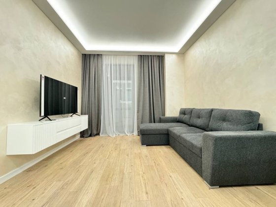 Двохкімнатна квартира з ремонтом, меблями! Центральний парк Ирпень