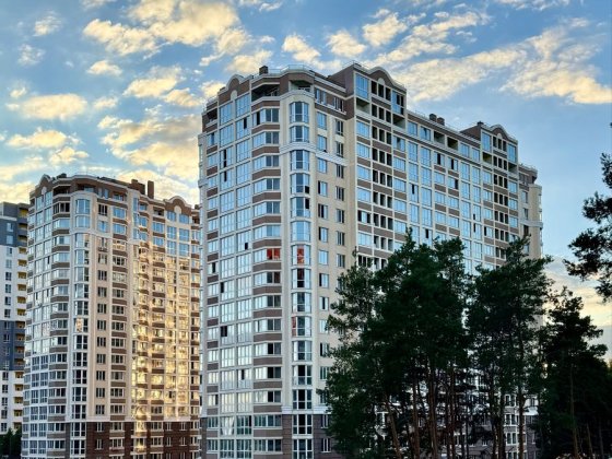 Видова дворівнева квартира поряд з лісом. 7хв до Києва Ірпінь