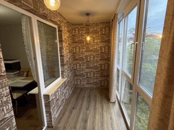 2к з якісним ремонтом біля парку та школи, газ Ирпень