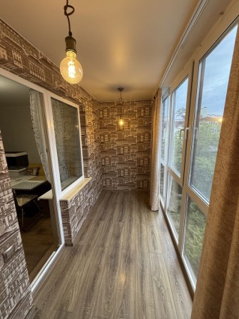 2к з якісним ремонтом біля парку та школи, газ - фото 1