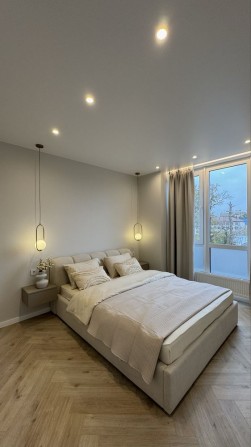 ЖК Центральний. Двокімнтна з дизайнерським ремонтом - фото 1