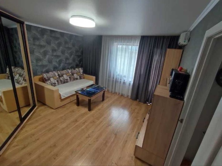 Продам 1 комн. квартиру по ул. Генерала Радиевского (Тынка) - фото 1