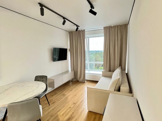 Продаж дизайнерської однокімнатної квартири з новим ремонтом в Центрі Ирпень