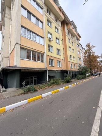 Готова 2к квартира з документами. Житловий цоколь - фото 1