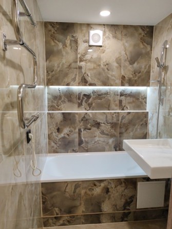 Продаю квартиру однокомнатную с капитальный ремонтом - фото 1