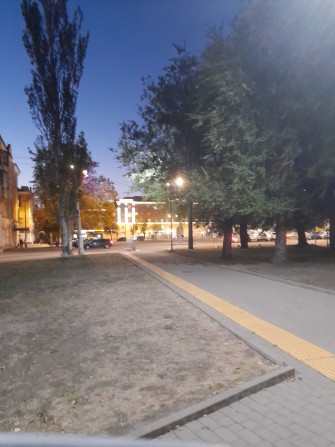 Продам 2кімн сталінку  на пл.Володимира Великого - фото 1