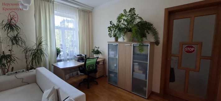 Соборна, 3 кімнатна квартира - фото 1