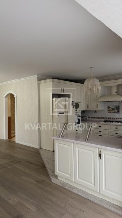 Велика дворівнева квартира 150 м² з ремонтом і меблями, без комісії - фото 1