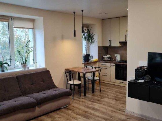 Продам 3 кімн. квартиру . 2/9 цегл. будинку.  РЕМОНТ. 48000 Кременчуг