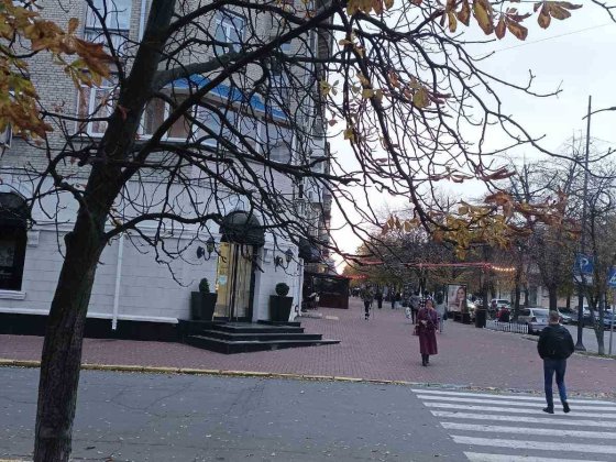 Продам 3 к. сталинку на Соборной с автономным отоплением Кременчуг