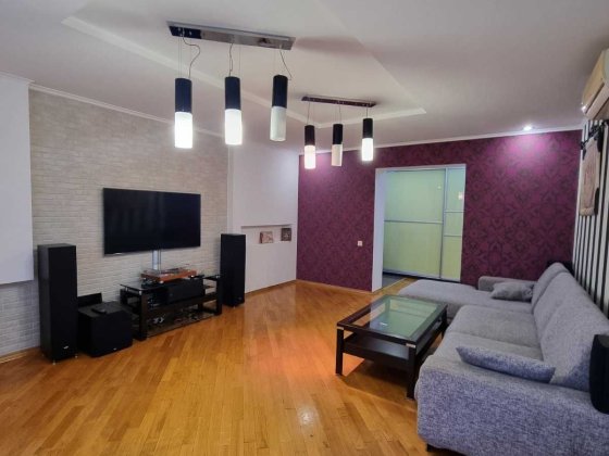 Продам 3-кімнатну квартиру пр-т Соборності Луцьк