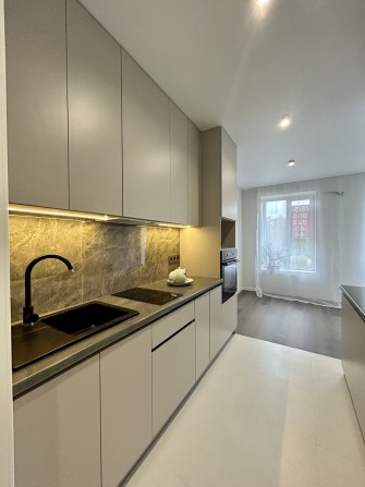 Стильна студія з якісним ремонтом у ЖК Молодість! - фото 1