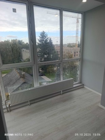 Продам 2-кімнатну квартиру з ремонтом по вул Рівненській 67,2 м.кв. - фото 1