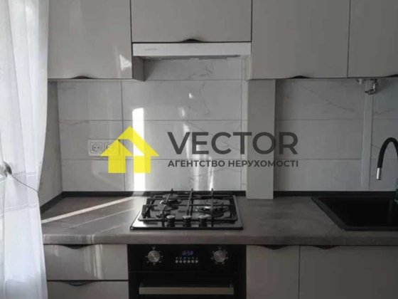 Продаж 2-х кімнатної квартири з євроремонтом Полтава