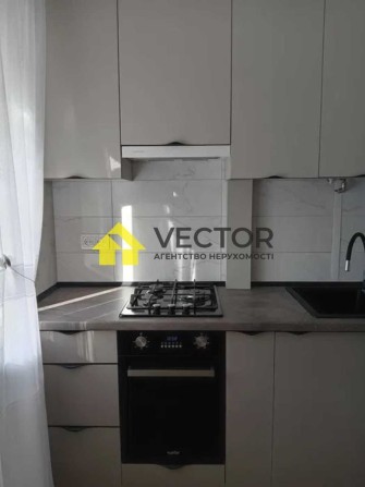 Продаж 2-х кімнатної квартири з євроремонтом - фото 1