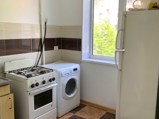 Продам 2х кімнатну квартиру по вулиці Героїв АТО на 97 кварталі Кривий Ріг