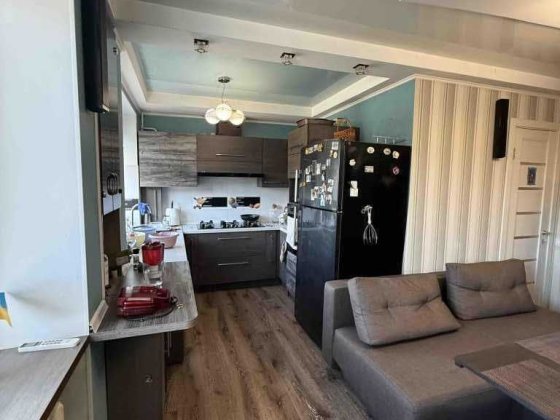 Простора 3к квартира 72м2, поверх 3/5, ЦЕГЛА, Центр Полтава